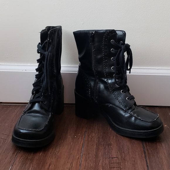 Mudd Shoes - Mudd heeled boots